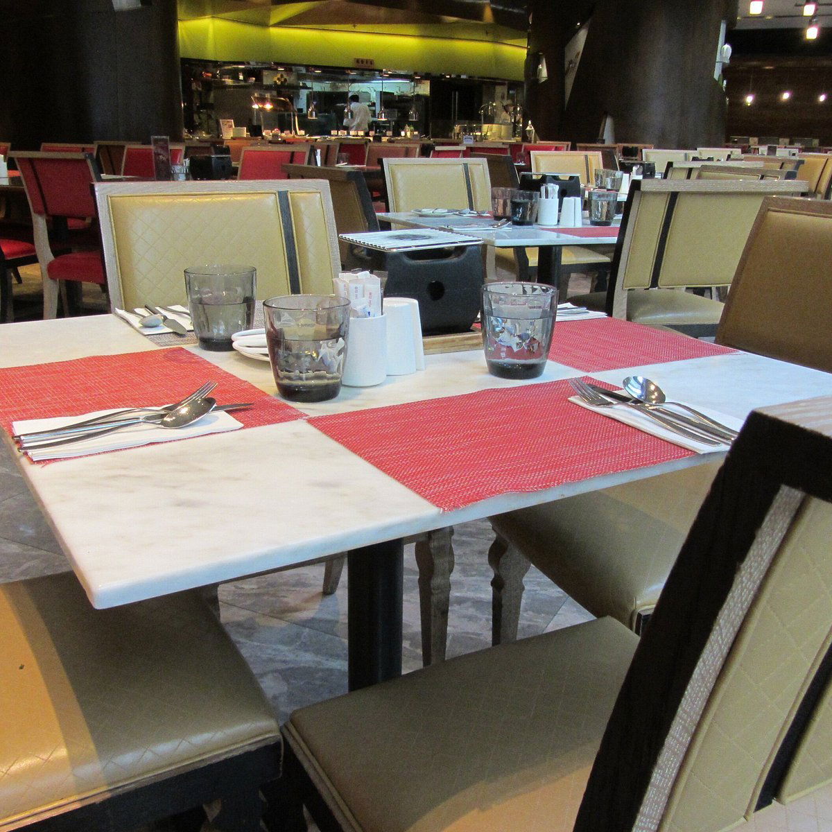The Chef's Table, Restaurant in Hong Kong
