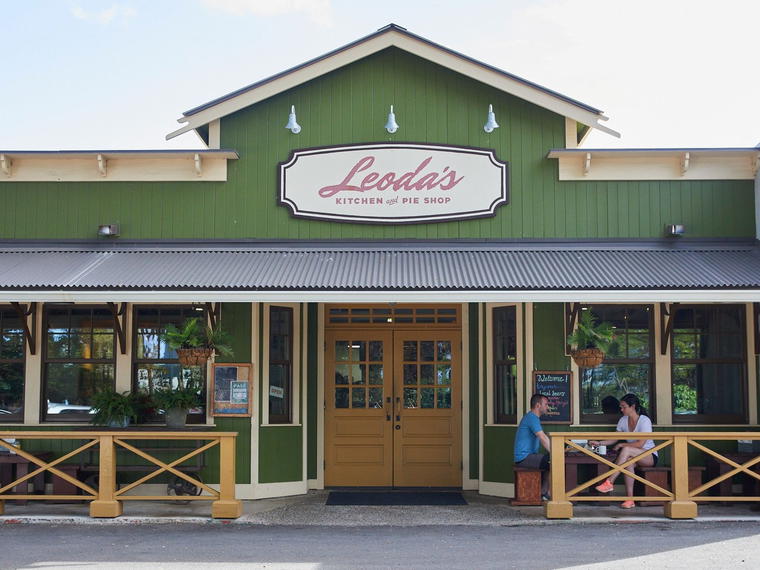 Leoda's Kitchen and Pie Shop, Olowalu, United States