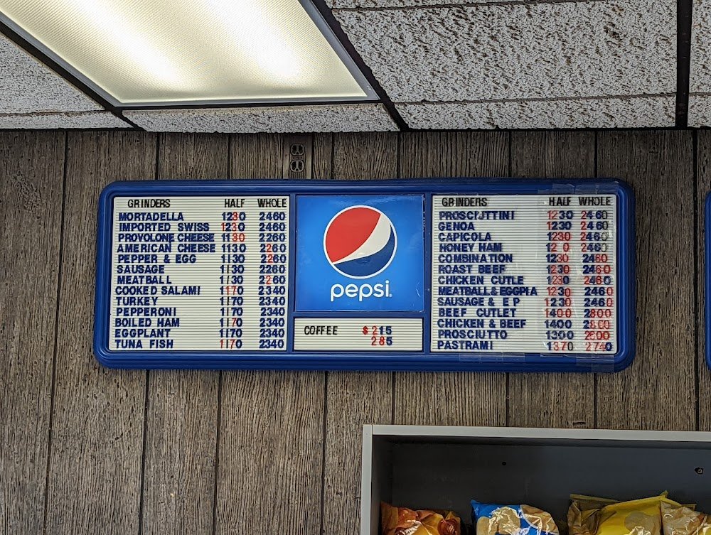 Franklin Giant Grinder Shop restaurant in Hartford, United States