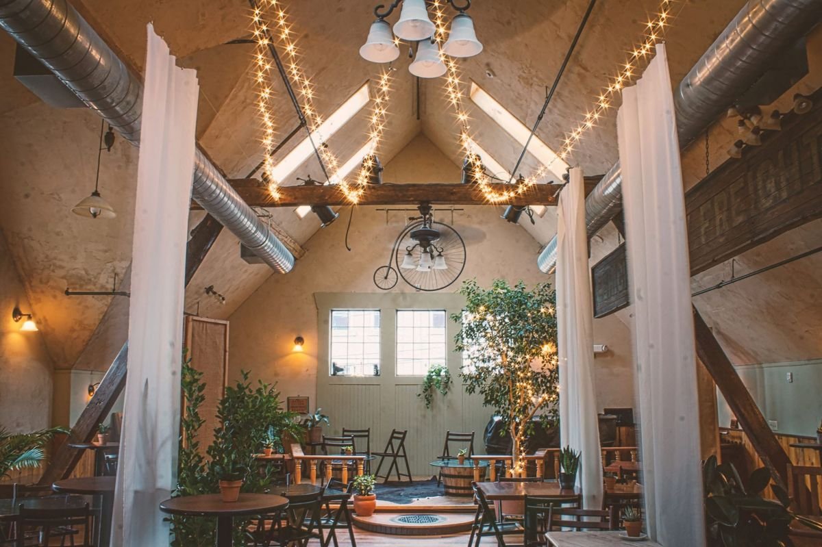 Carriage House Cafe