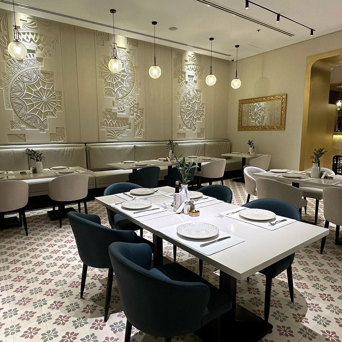 Besh, Restaurant in New Cairo