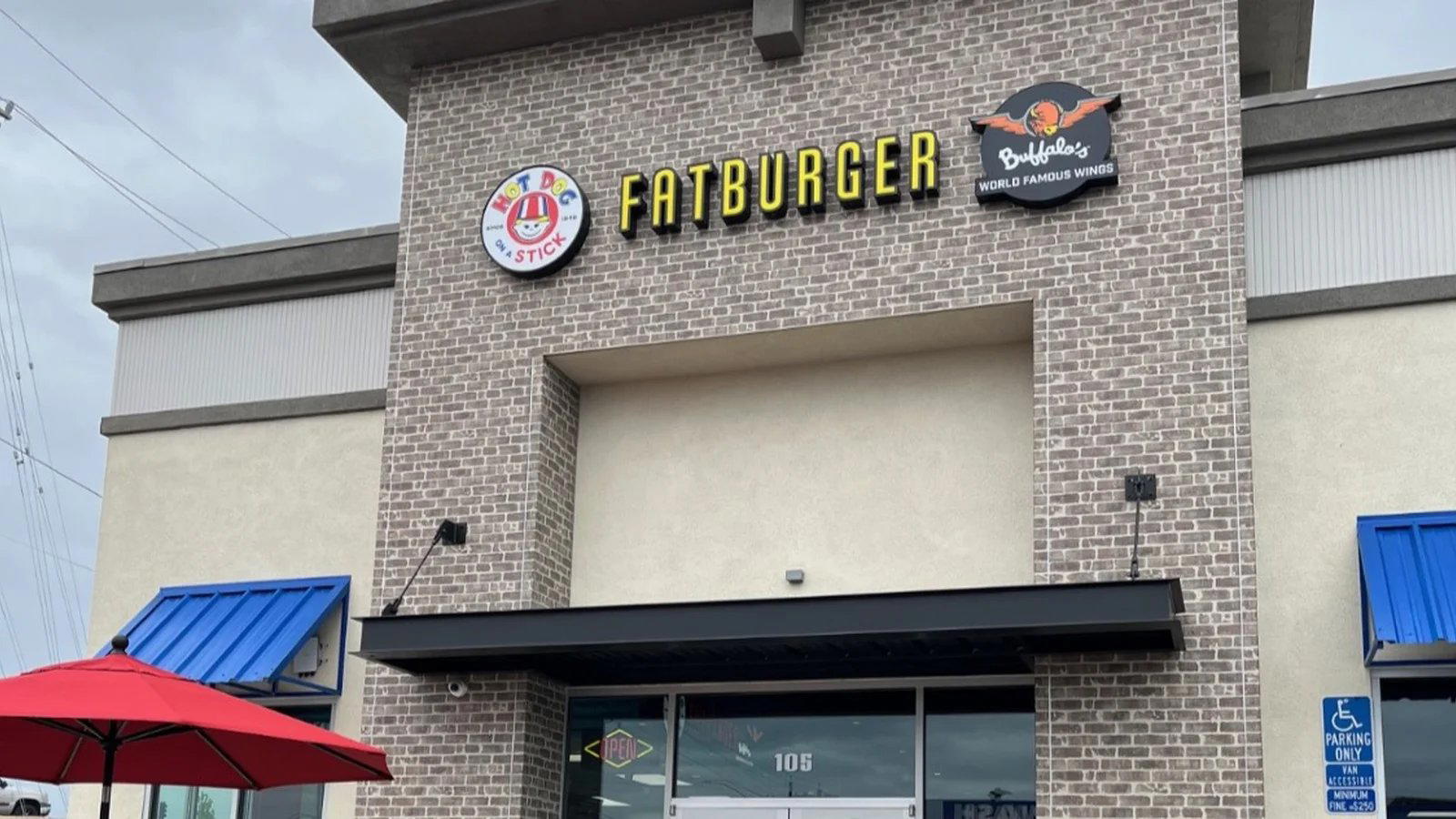 Fatburger, Buffalo’s Express & Hot Dog on a Stick restaurant in Grand Mound
