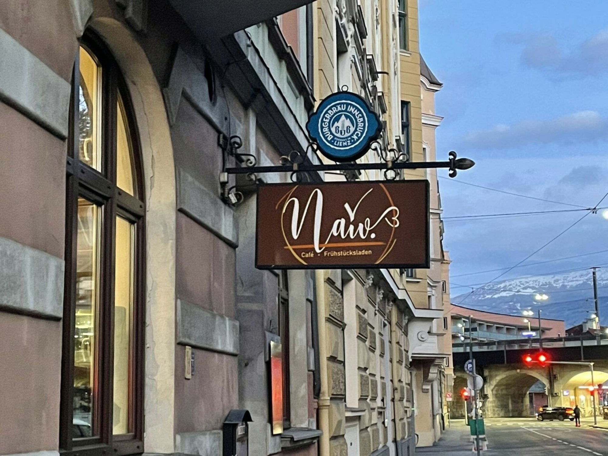 Café Naiv., Restaurant in Innsbruck