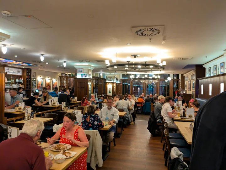 Konsulat, Restaurant in Berlin