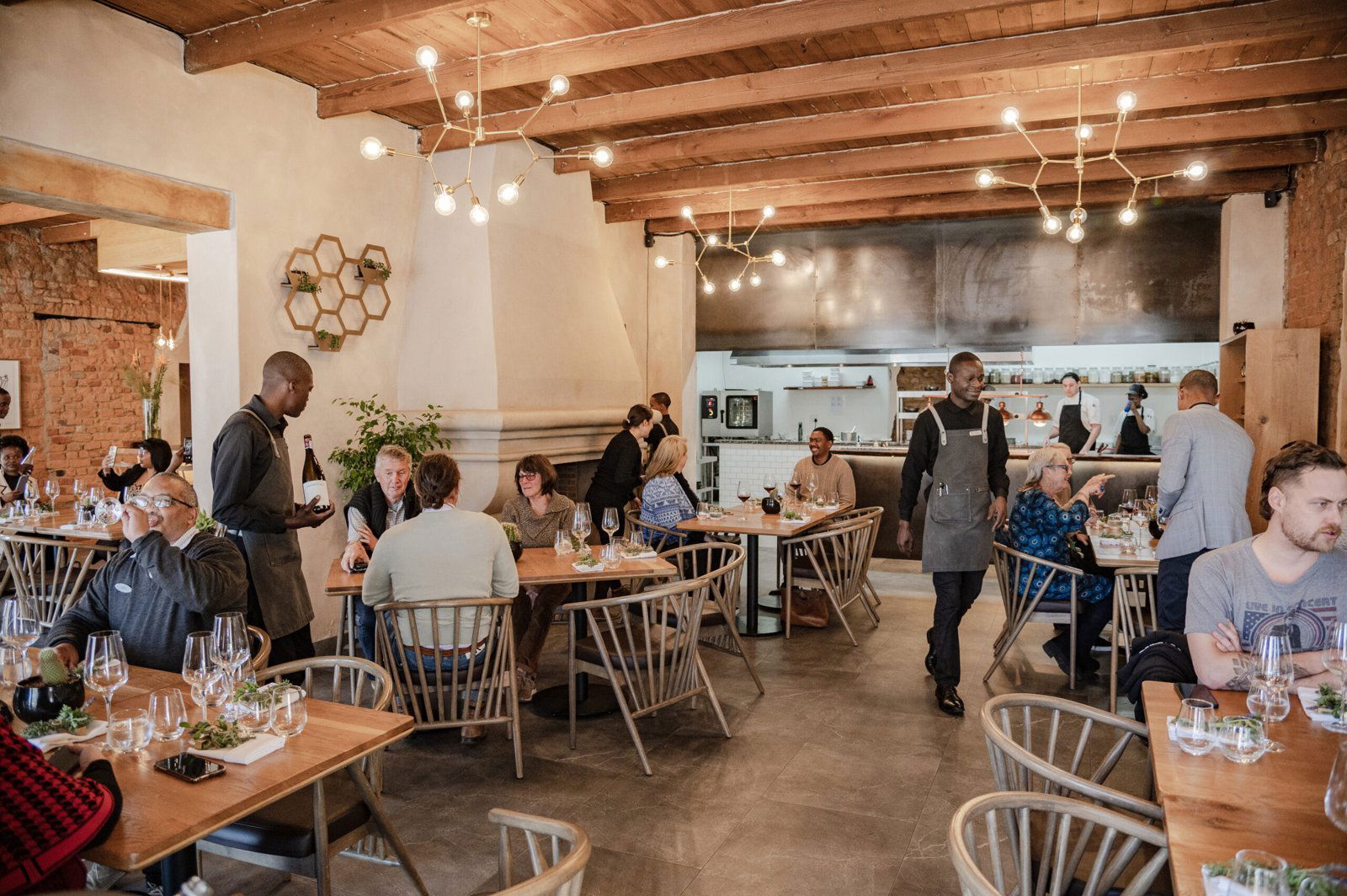 Eleven Restaurant, Restaurant in Istanbul