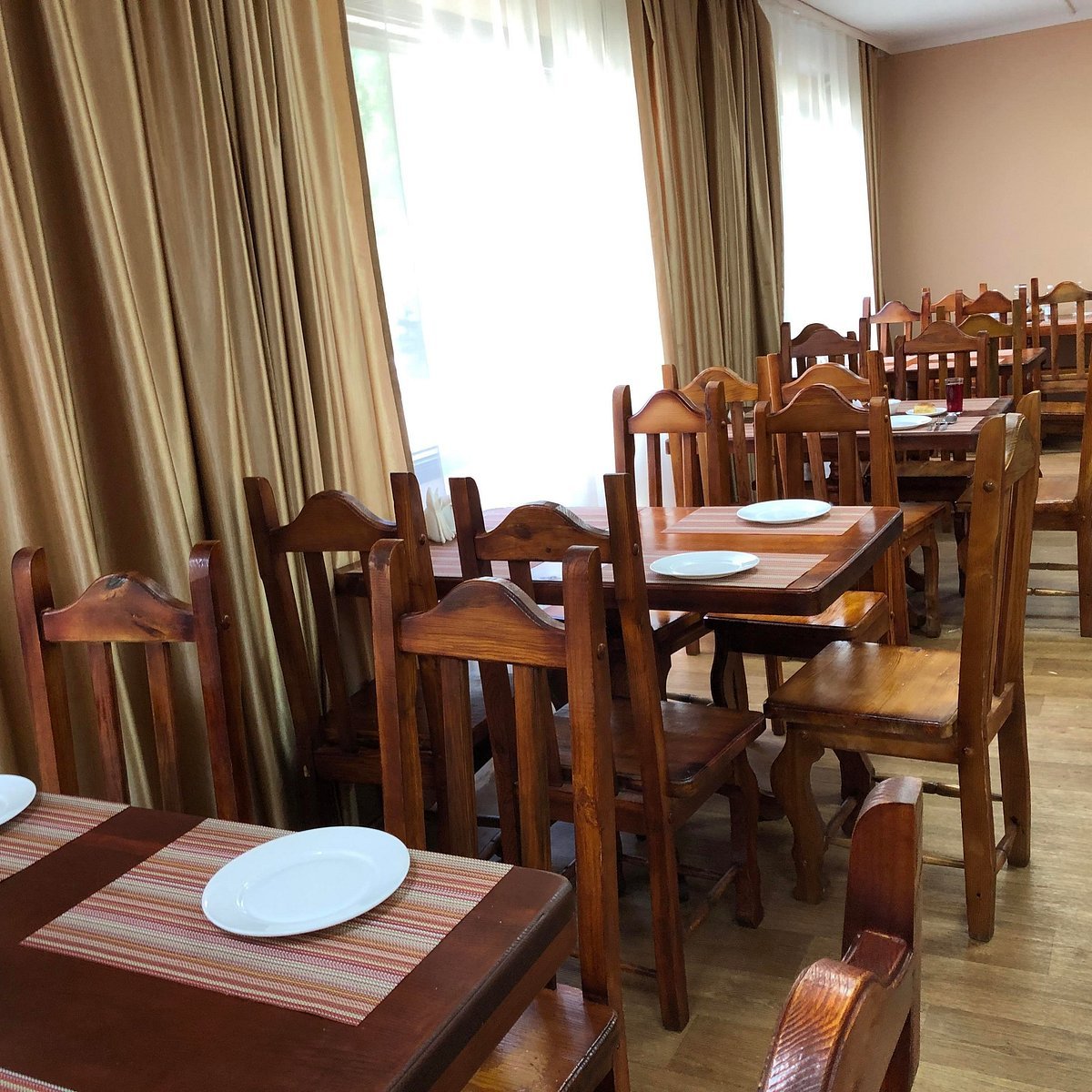 Hotel Desyatka (Desyatka) restaurant in Чорнобиль, Ukraine