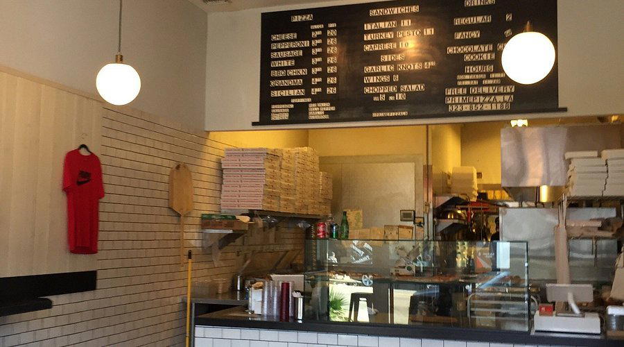 Prime Pizza restaurant in Los Angeles, United States