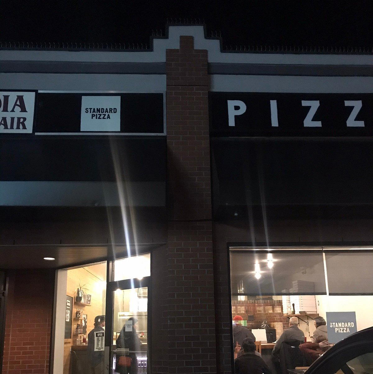 Standard Pizza, Victoria, Canada