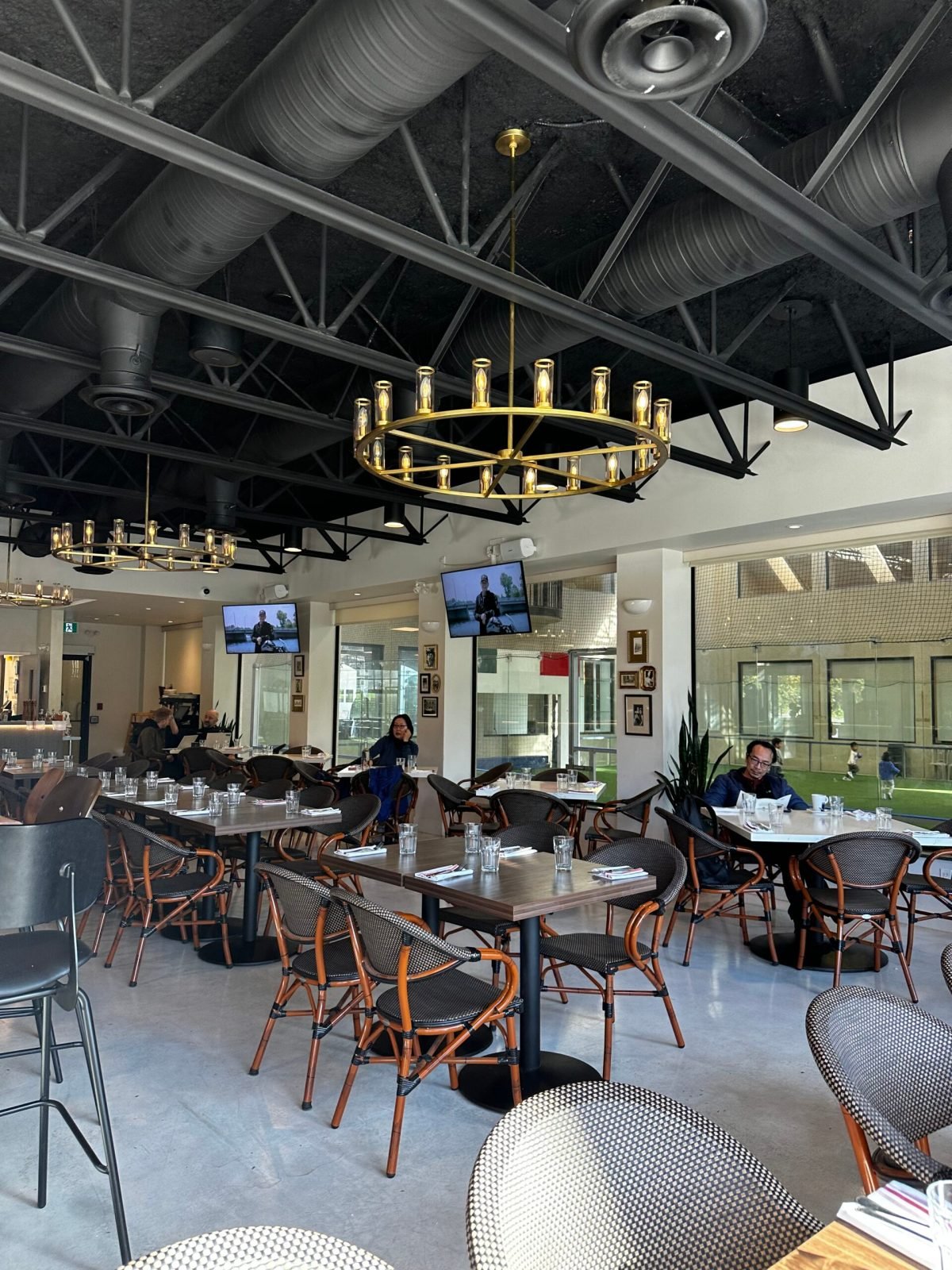 Osteria al Centro, Vancouver, Canada