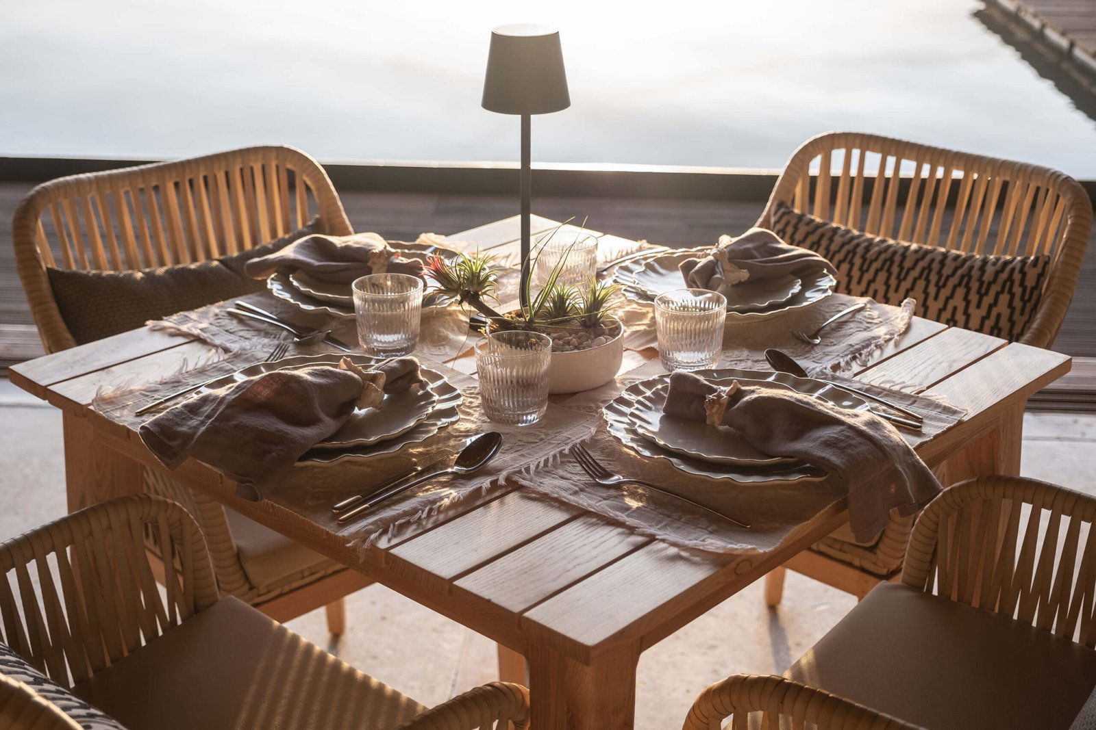 Lingaw Restaurant, Restaurant in Sipalay