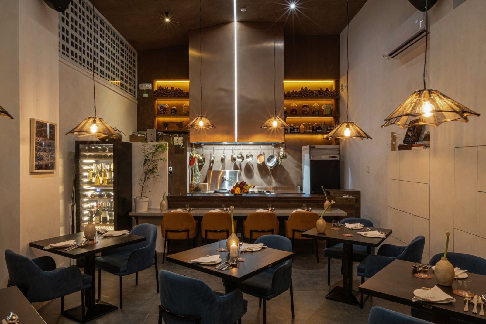 Digámo, Restaurant in Manila