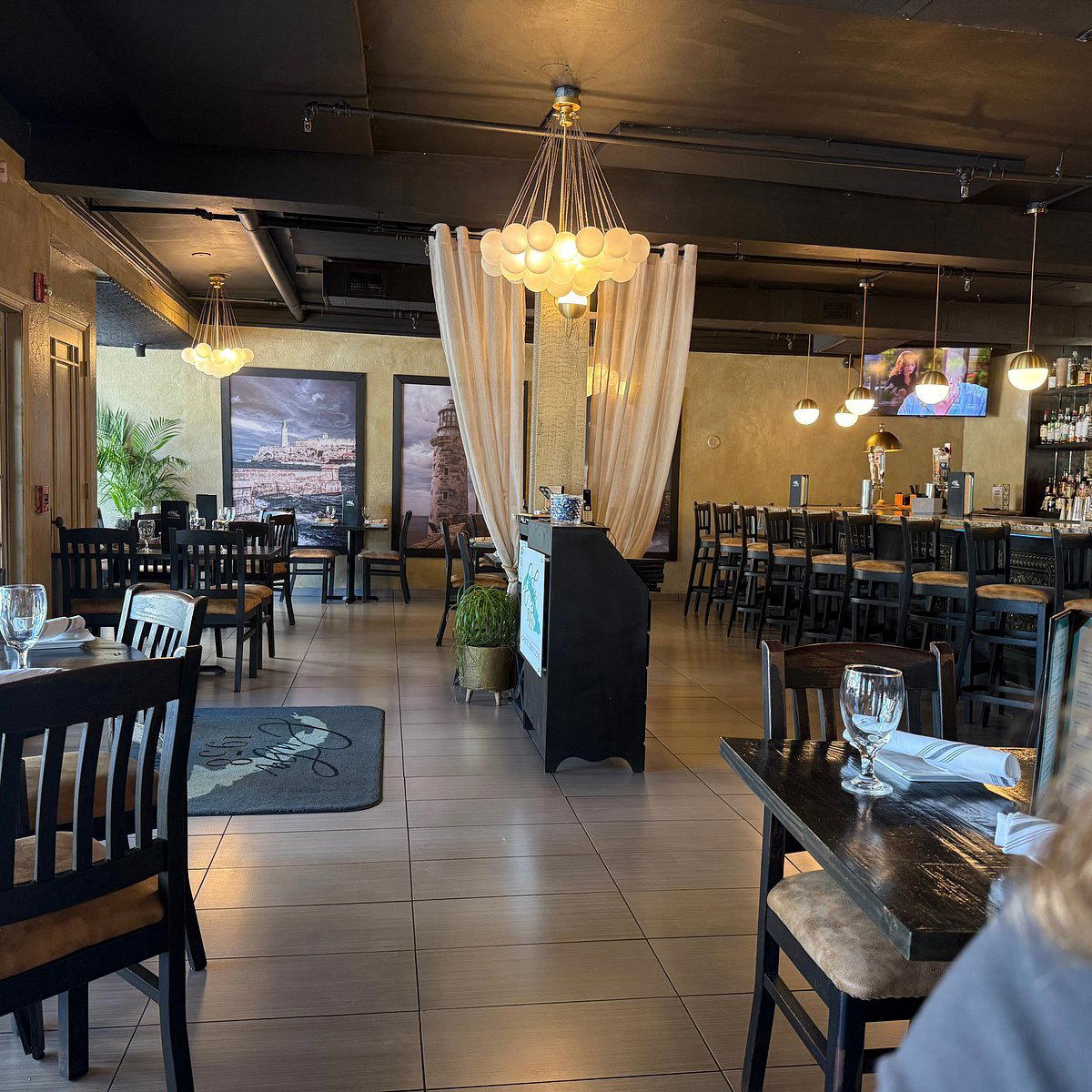 Cuba 1958 restaurant in Sarasota, United States
