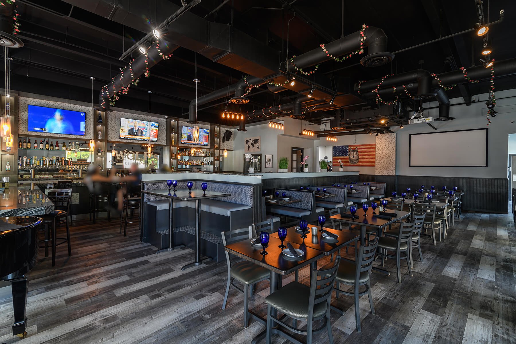 Wolfs Steakhouse, Restaurant in Cooper City