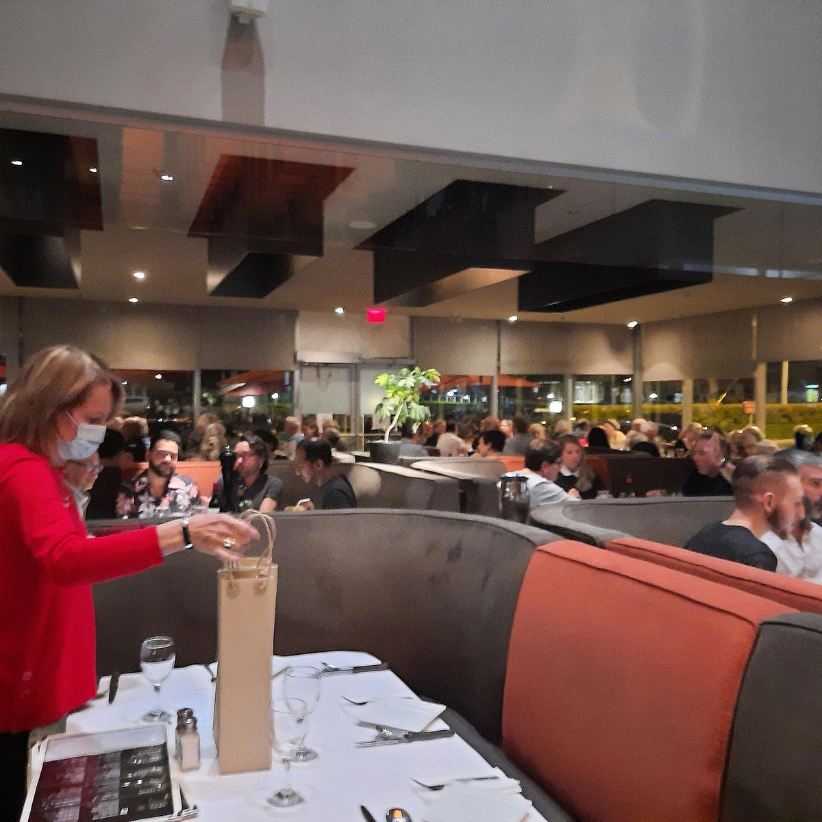 Restaurant L'Académie, Anjou, Canada