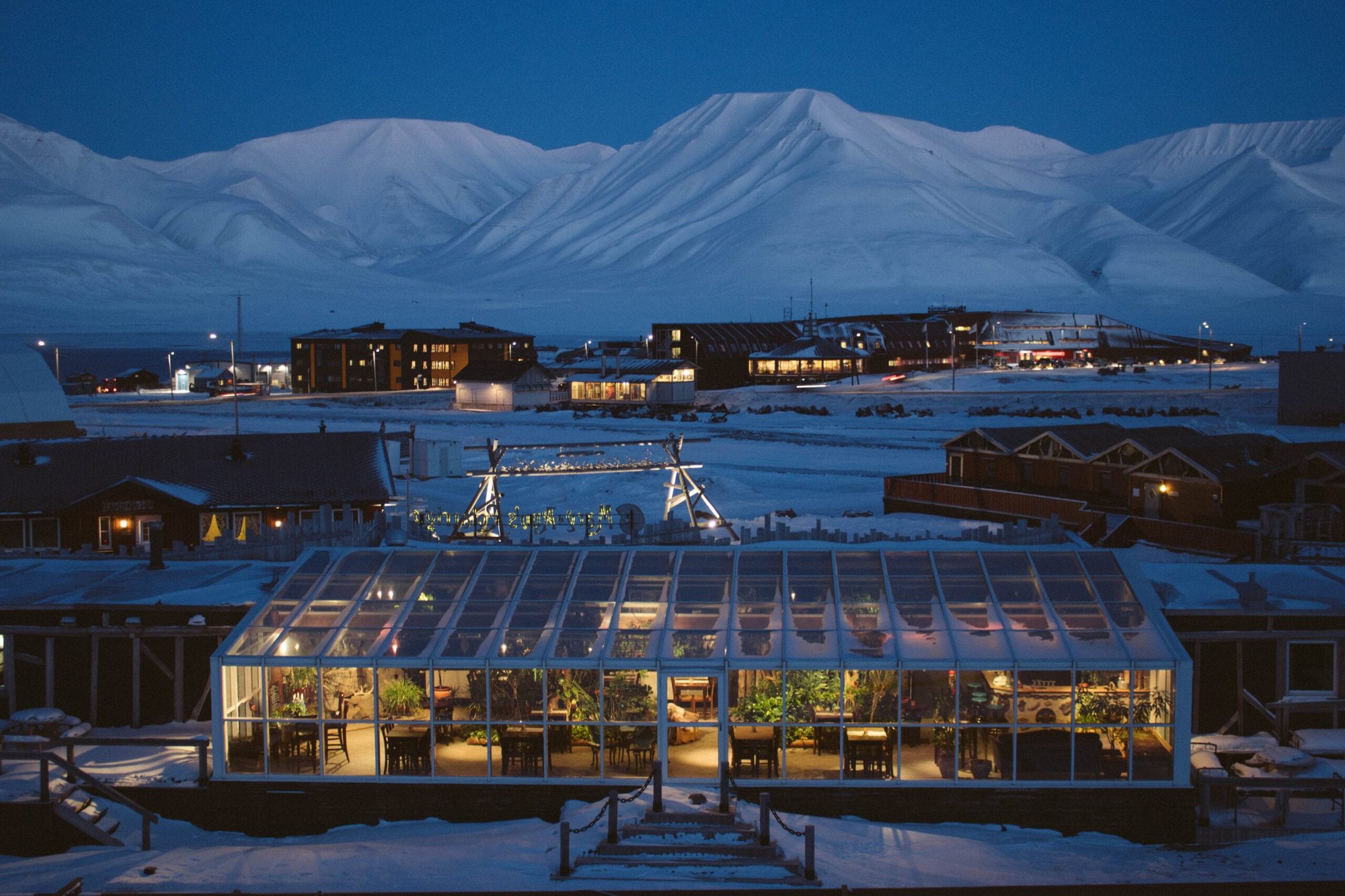 Mary-Anns polarrigg, Restaurant in Longyearbyen