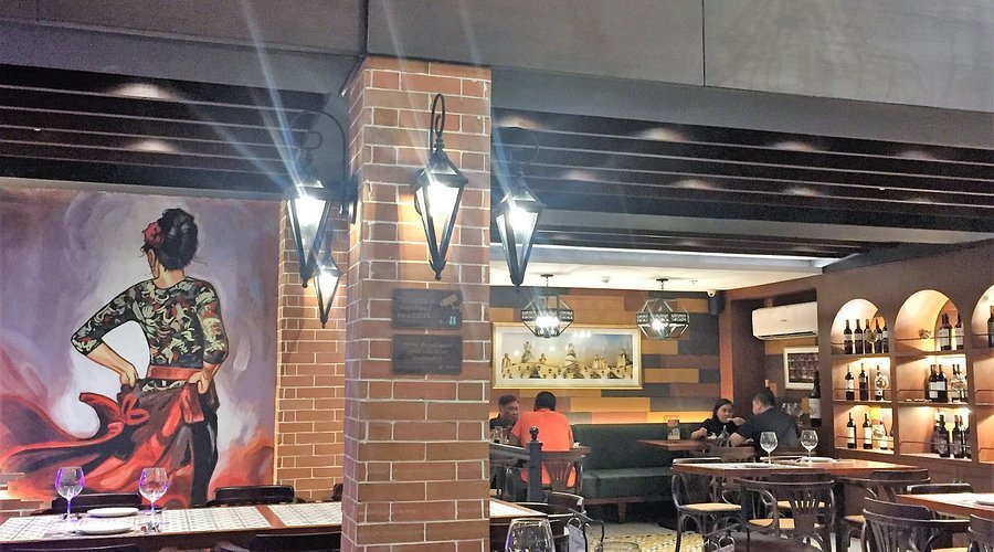 Barcino Wine Resto and Bar