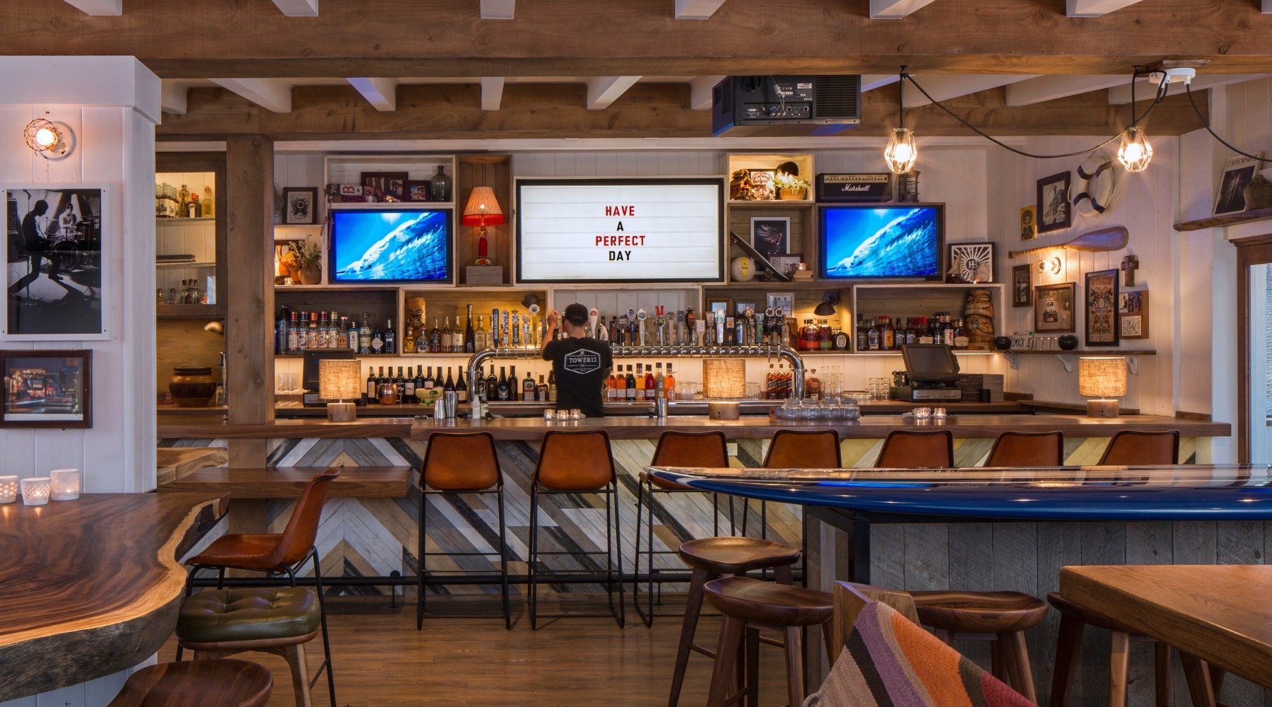 Tower 12, Restaurant in Hermosa Beach