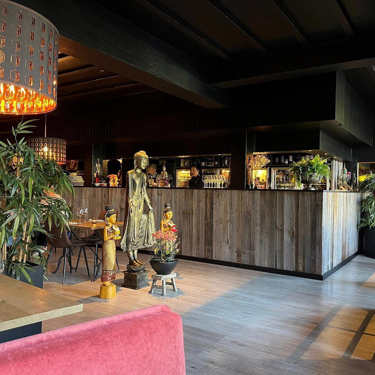 Hong Thong Thai Restaurant & Take Away restaurant in Ghent, Belgium