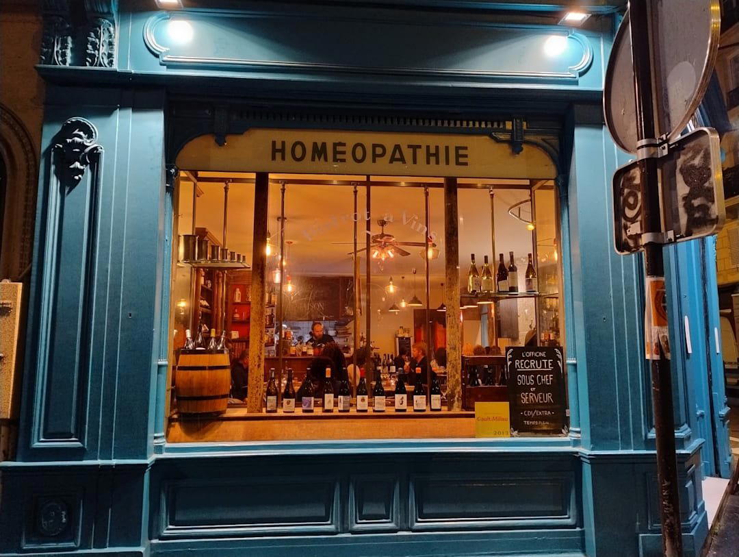 L'Officine restaurant in Paris, France