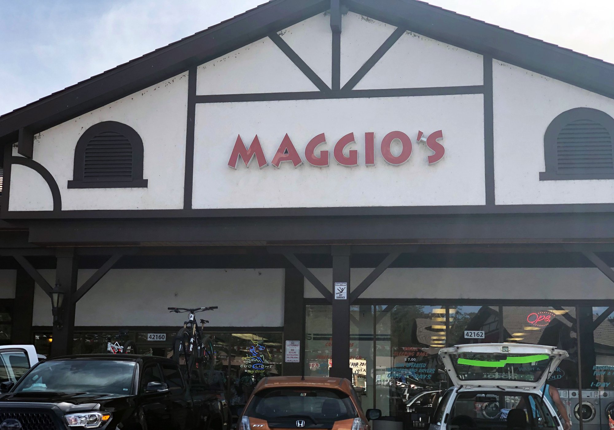 Maggio's Pizza