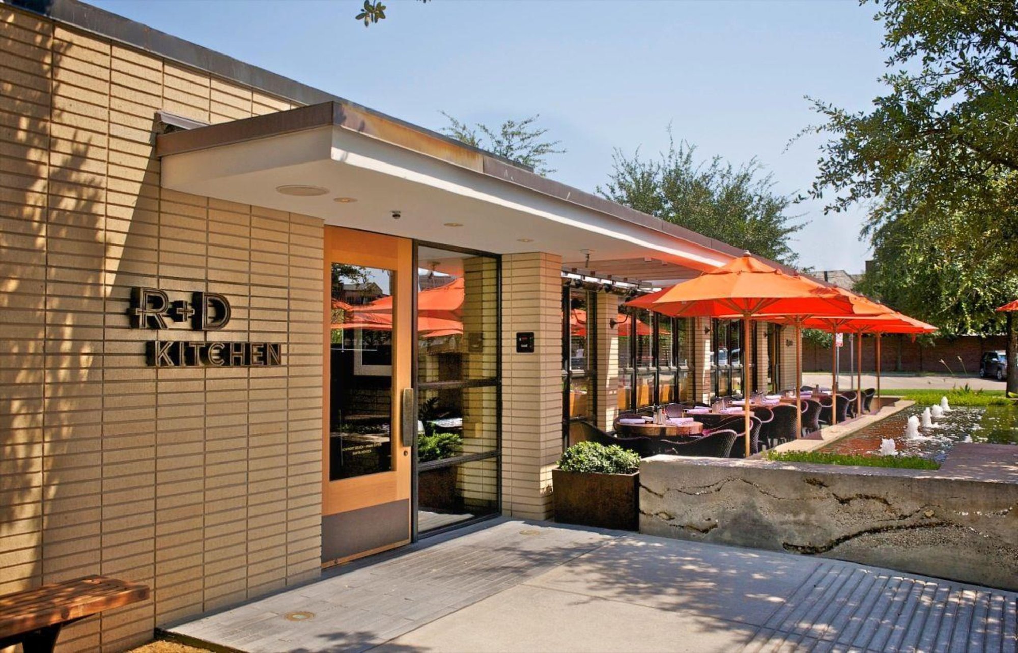 R+D Kitchen restaurant in University Park, United States