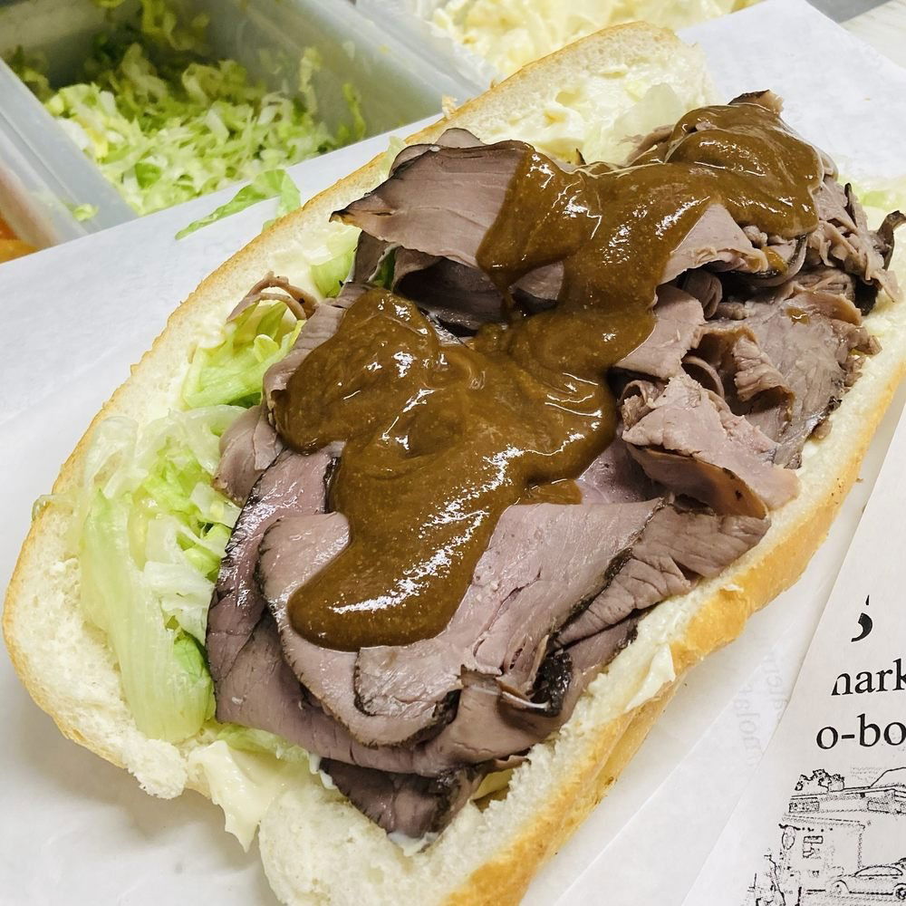 Zara's Lil' Giant Supermarket & Po-boys, Restaurant in New Orleans