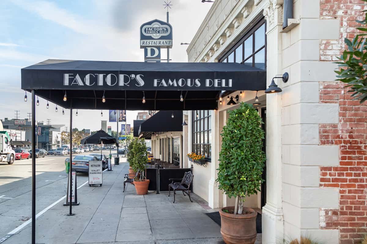 Factor's Famous Deli, Restaurant in Los Angeles