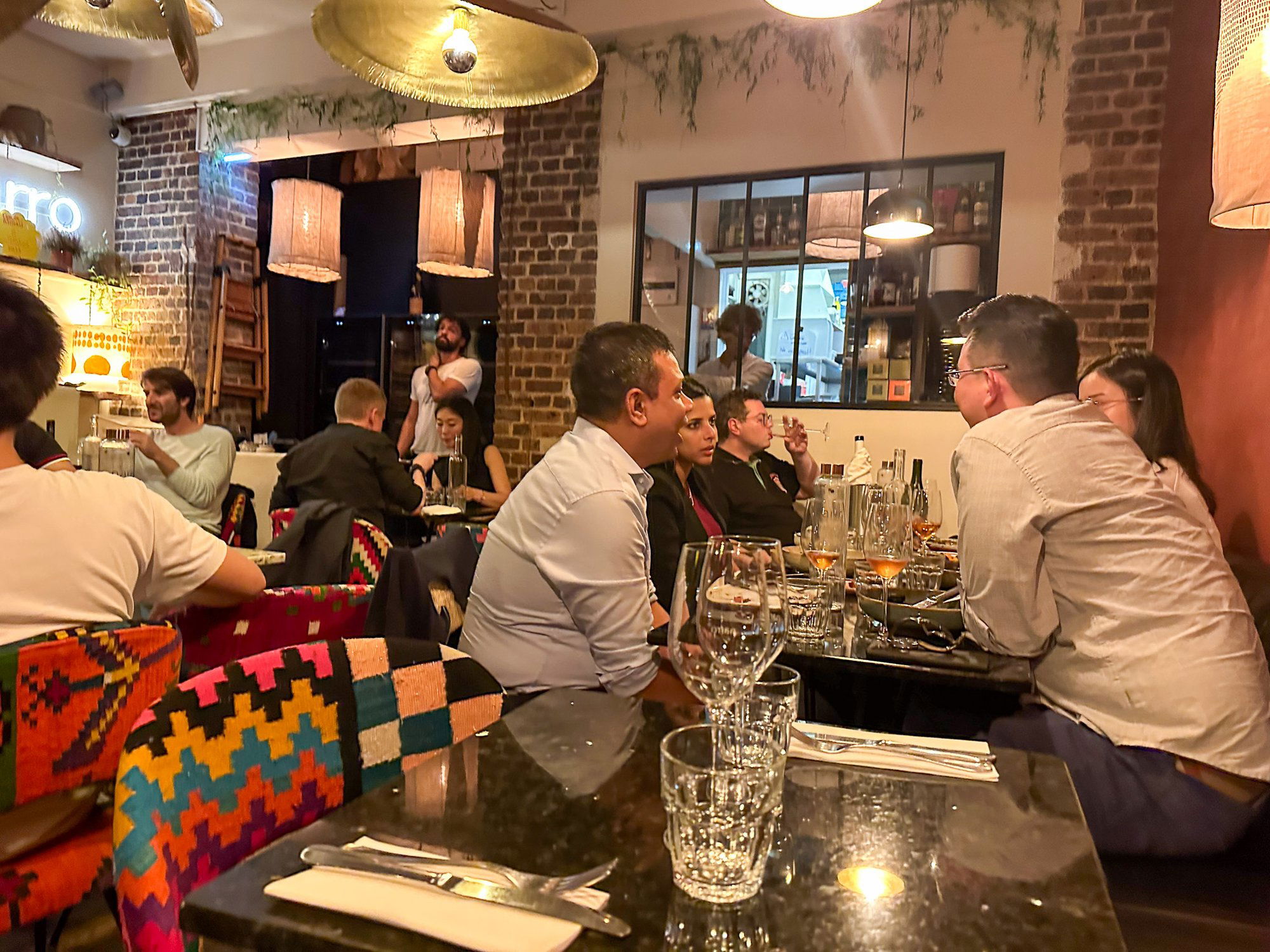narro, Restaurant in Paris