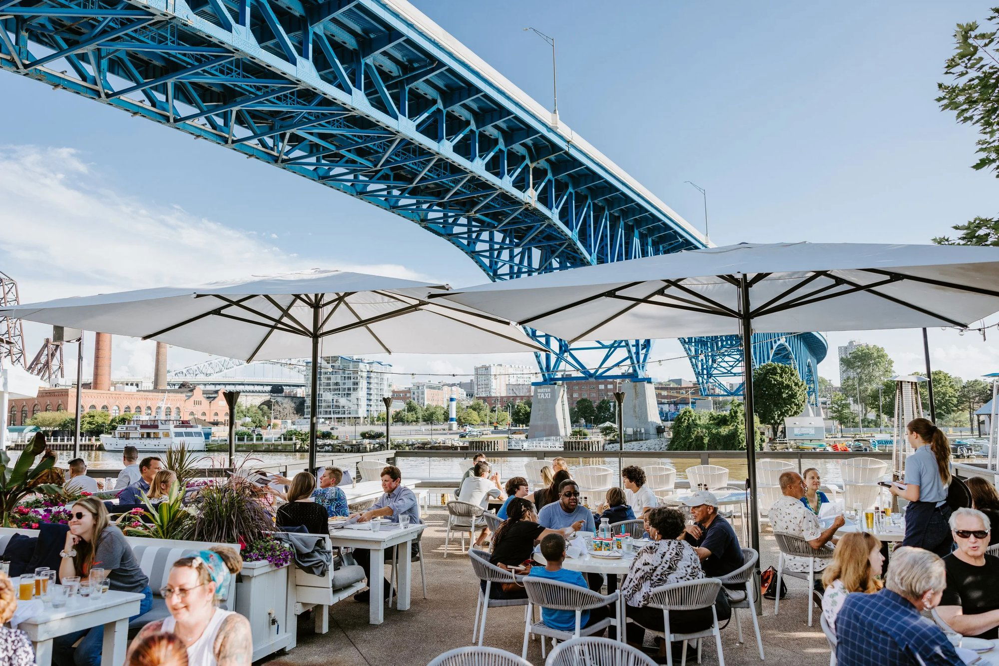 The Lakehouse, Restaurant in Cleveland