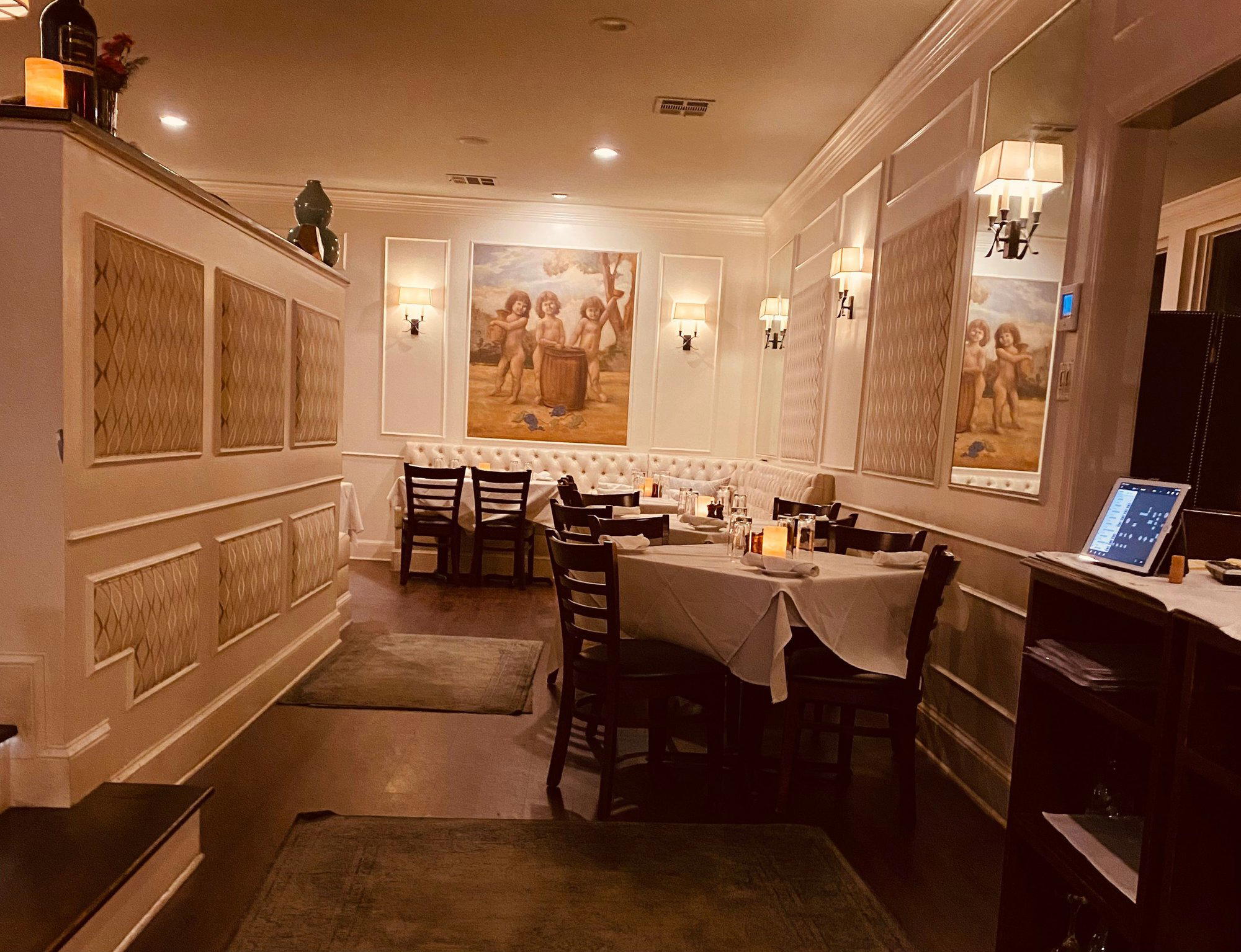 Primo Prime restaurant in Charlotte, United States