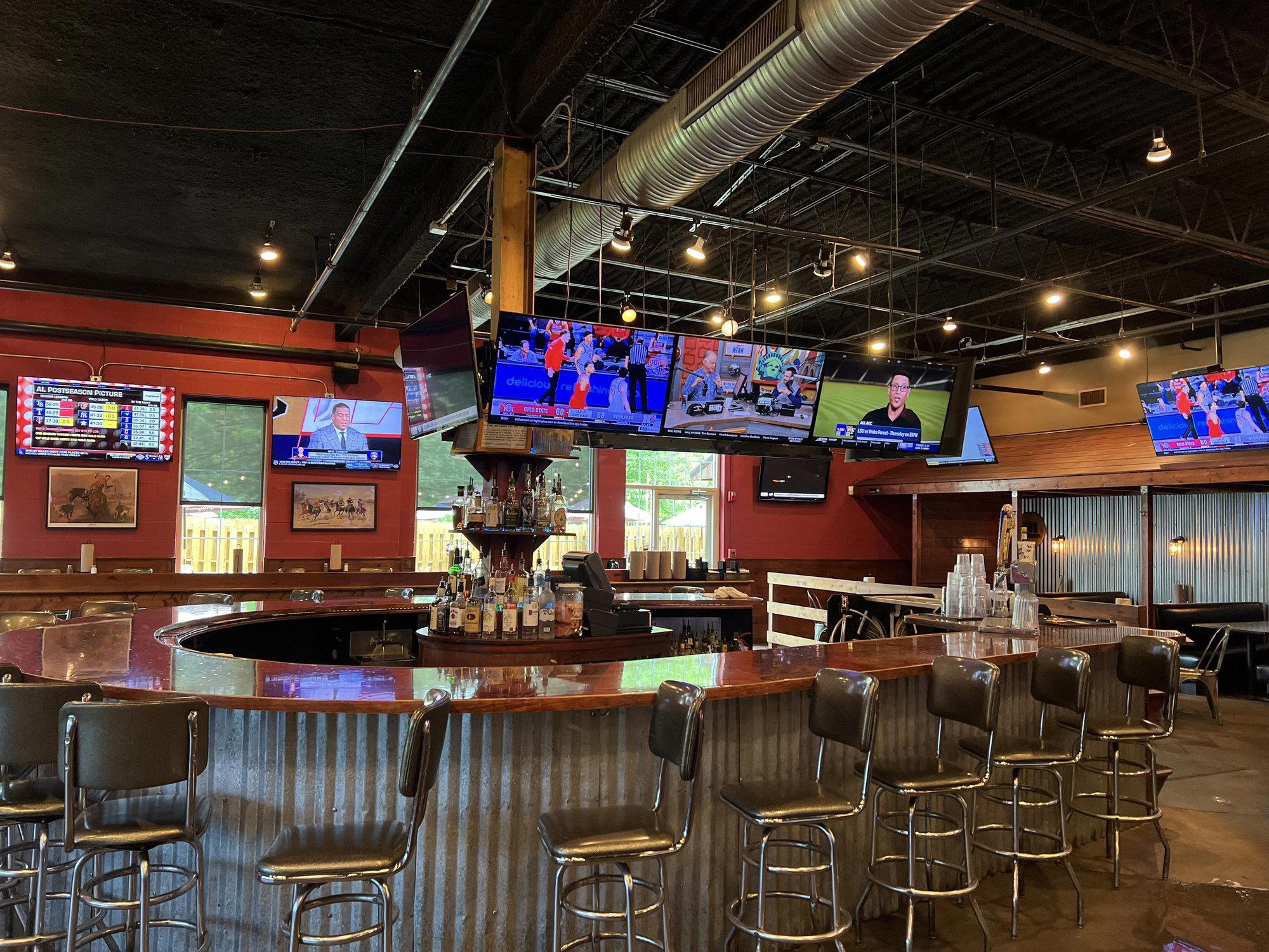 Cowboy Food & Drink restaurant in Chagrin Falls, United States