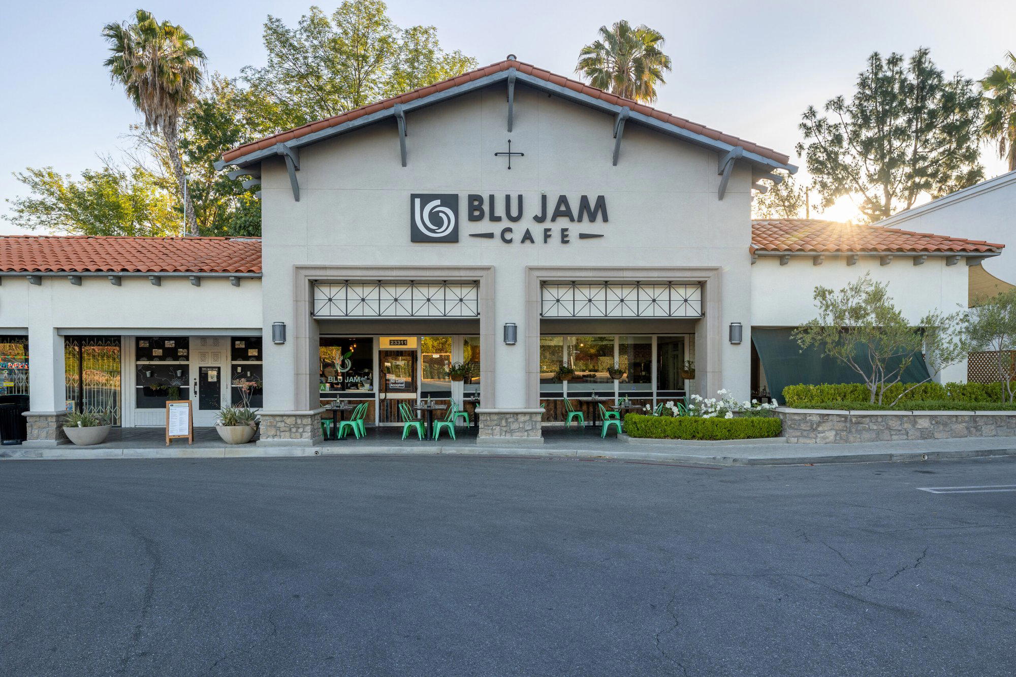 Blu Jam Cafe restaurant in Los Angeles, United States