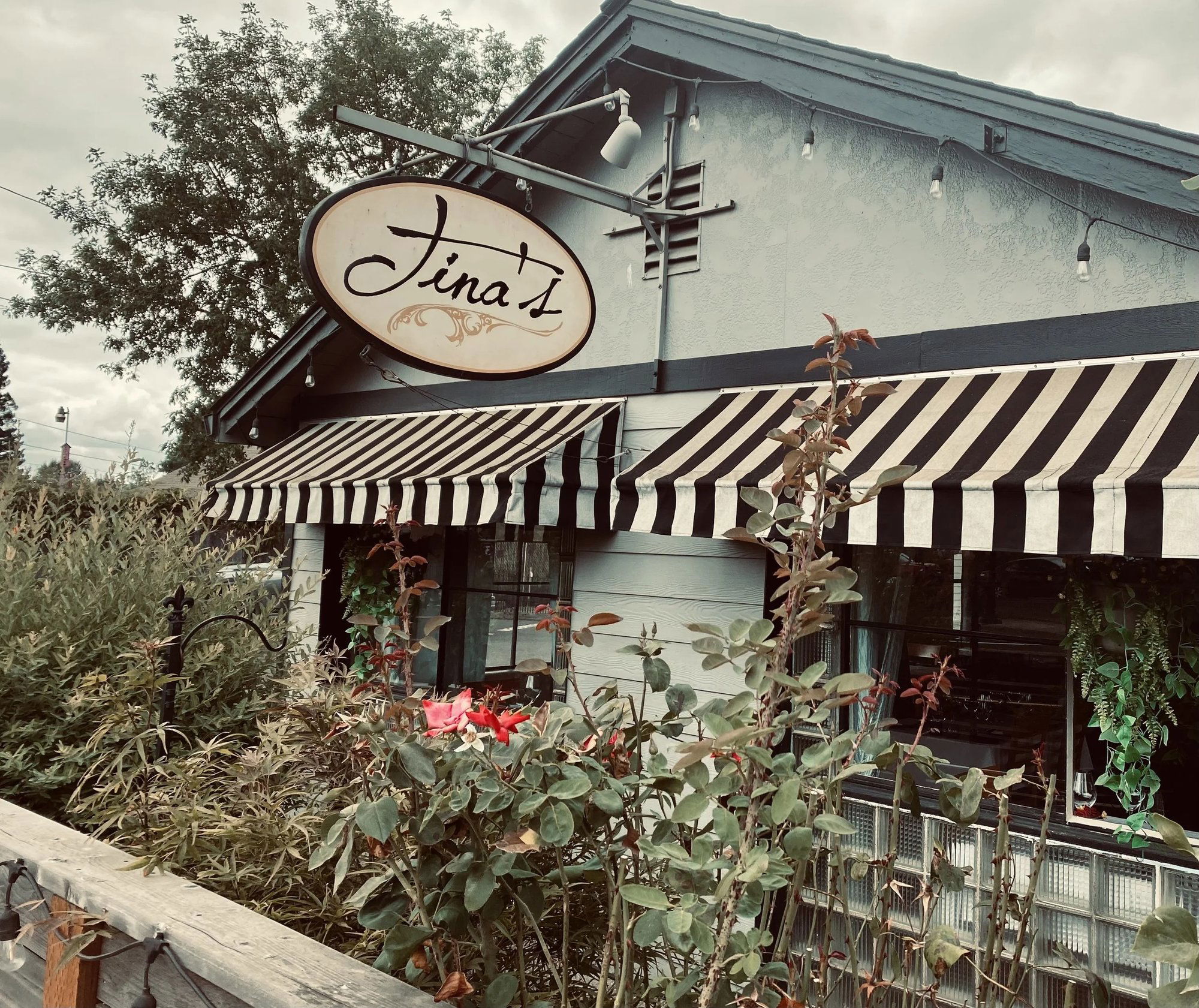 Tina's, Restaurant in Dundee