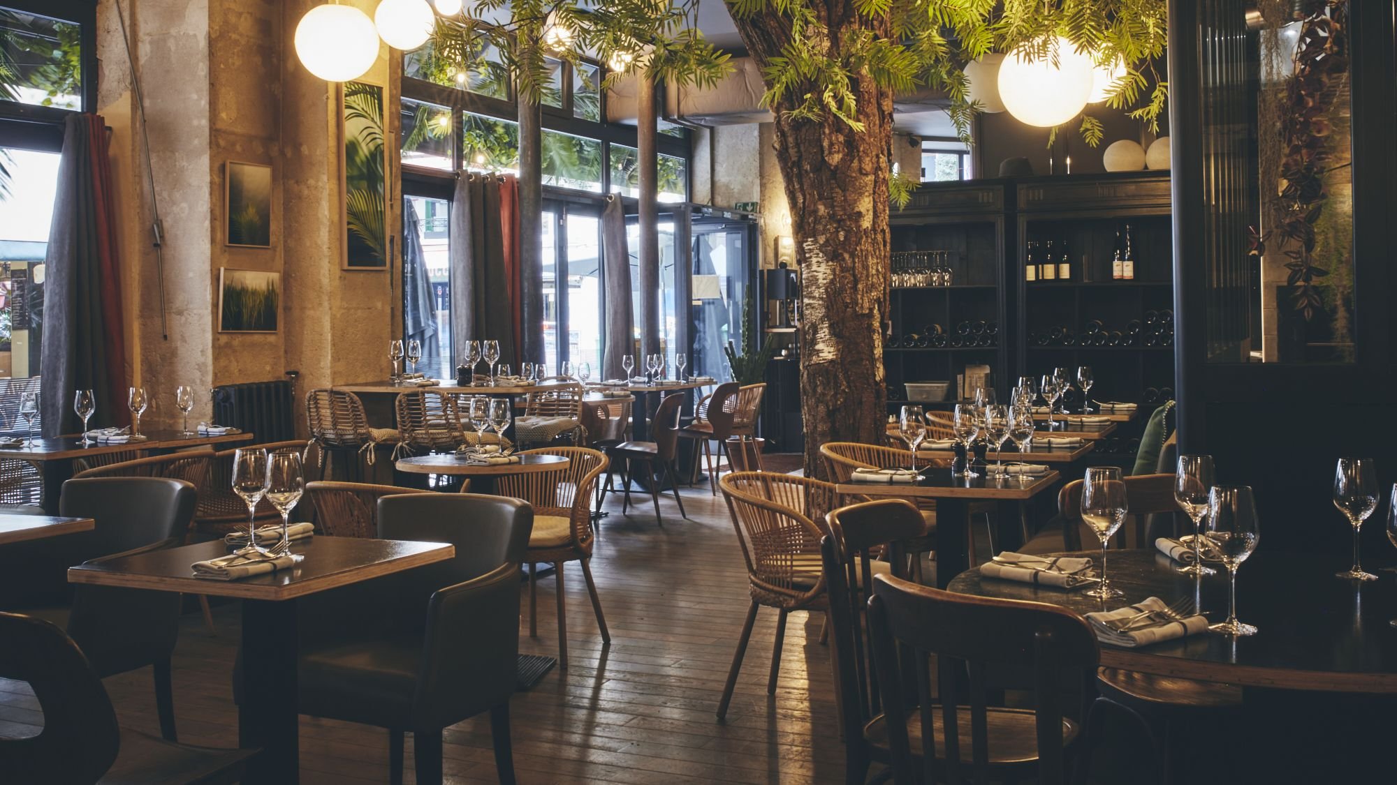 Circonstances, Restaurant in Paris