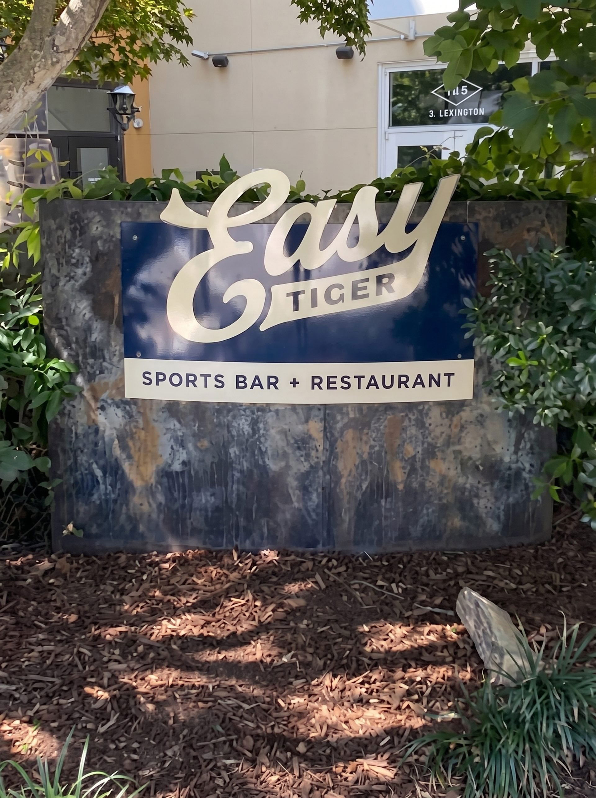 Easy Tiger, Restaurant in Asheville
