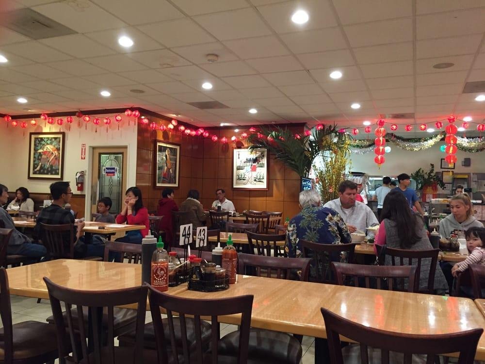 Hòa Bình Restaurant