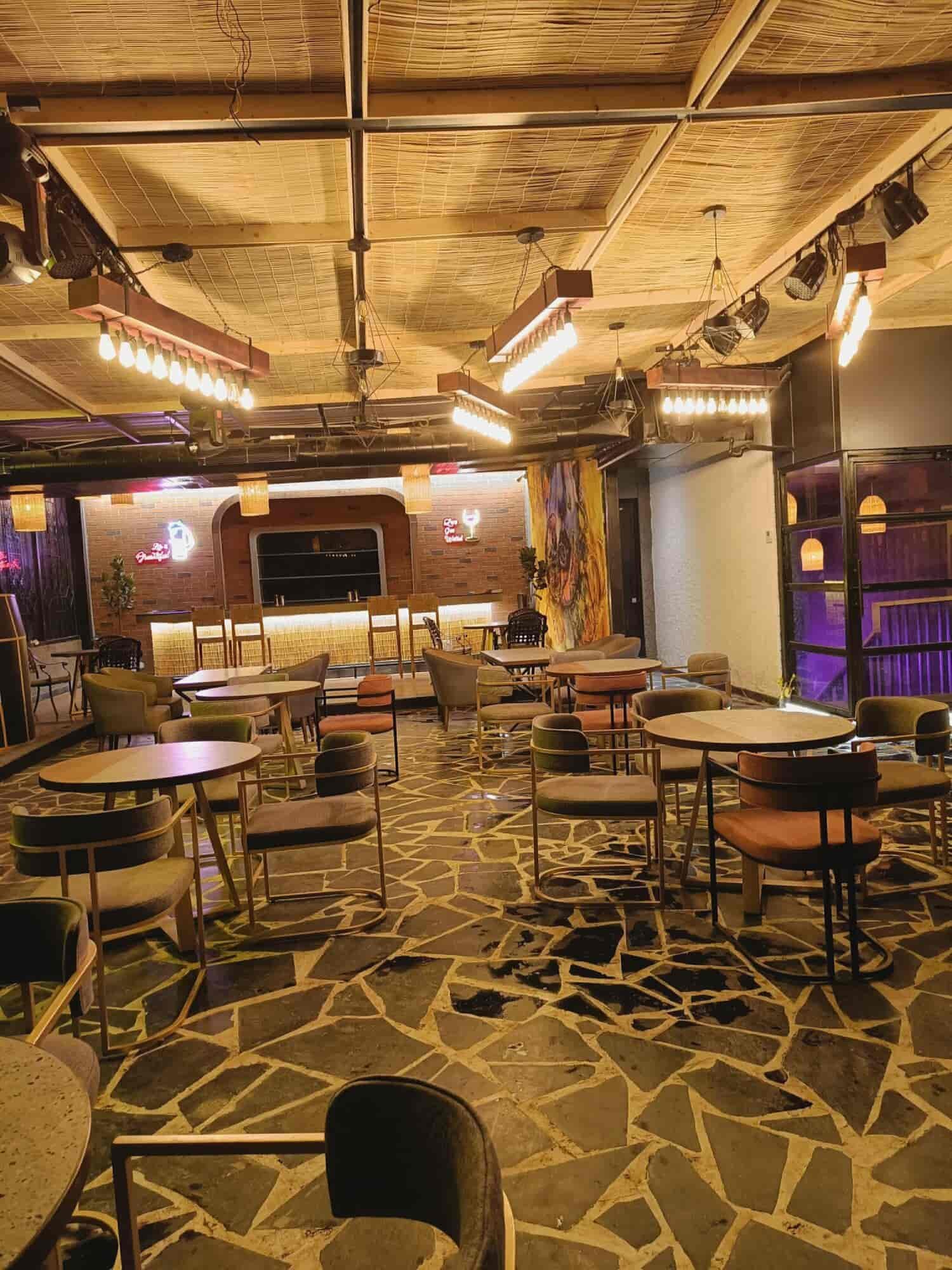 The Brew Estate Pathankot restaurant in Pathankot