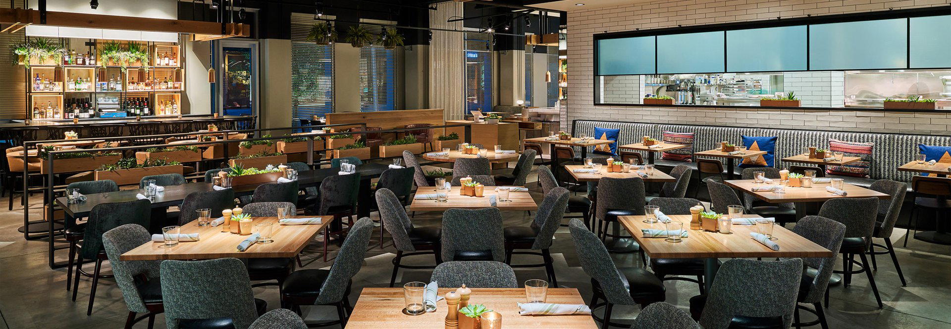 Caroline restaurant in Austin, United States