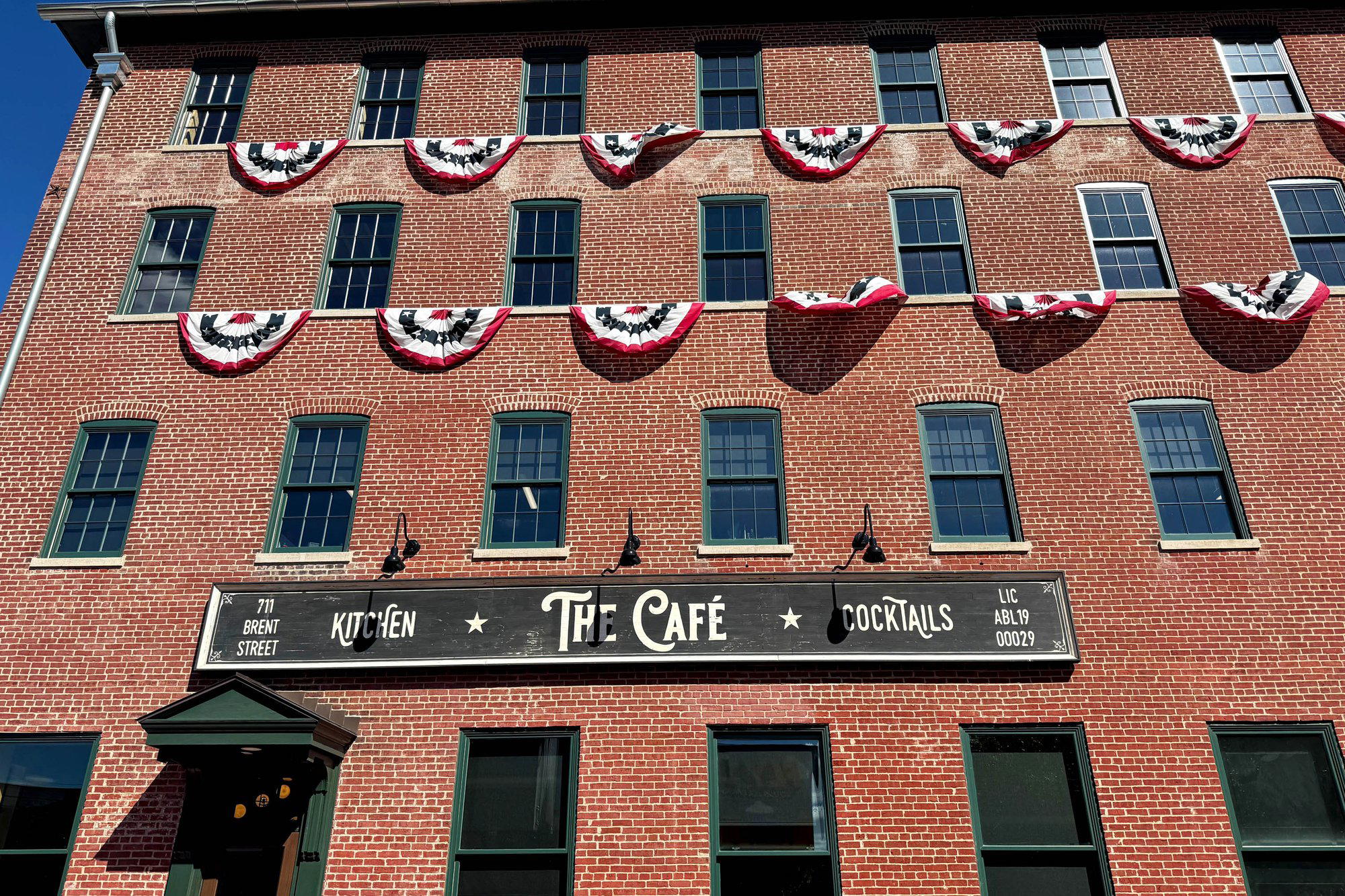 The Café restaurant in Louisville, United States