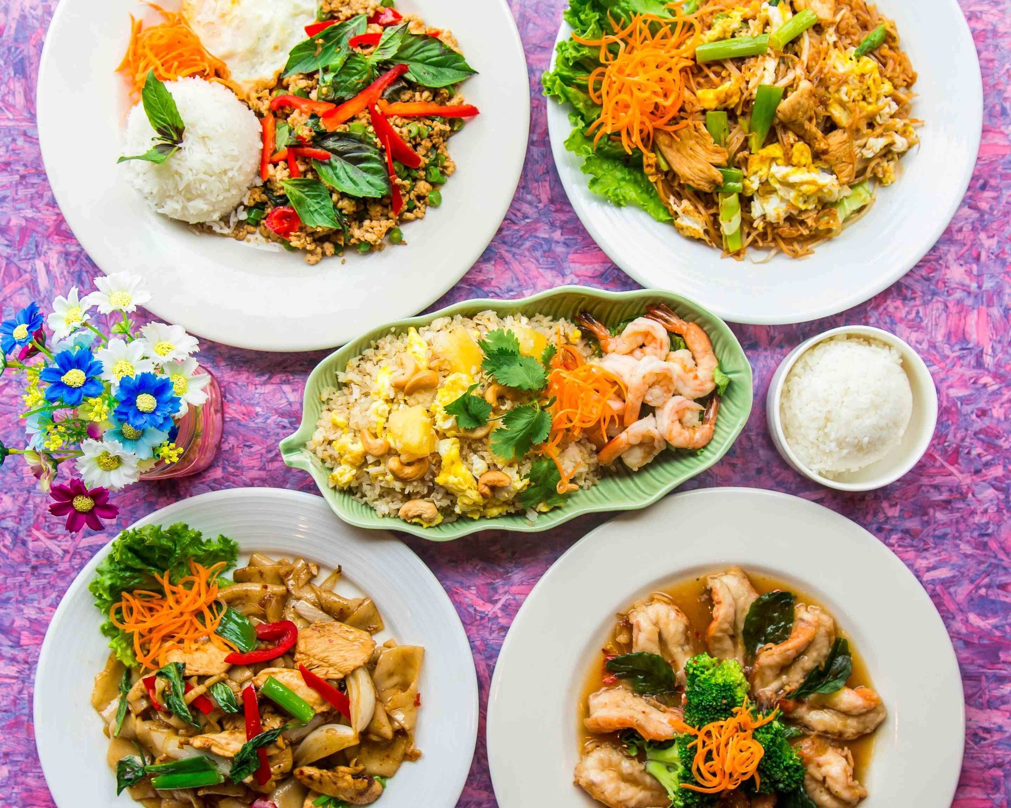 Rice & Noodles Thai Gourmet, Restaurant in Alexandria