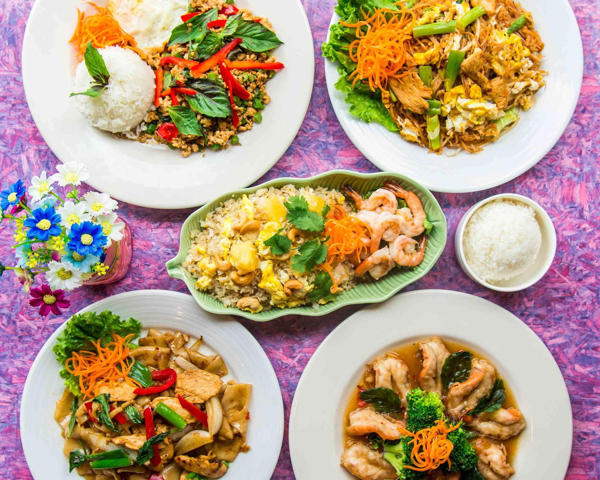 Rice & Noodles Thai Gourmet restaurant in Alexandria, United States