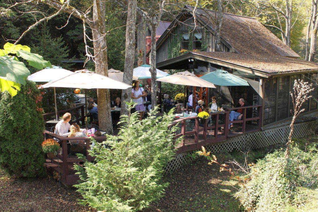 Wild Plum Tea Room restaurant in Gatlinburg, United States