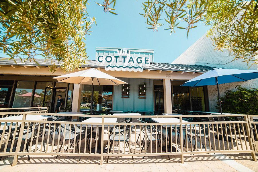 The Cottage restaurant in La Jolla, United States