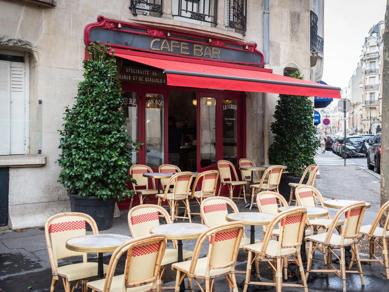 Cravan, Paris, France