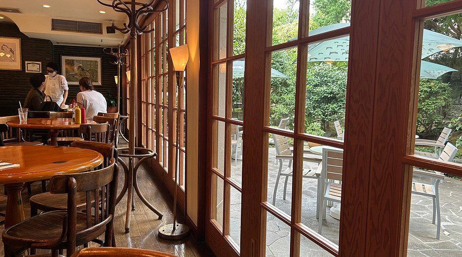 7025 Franklin Avenue, Tokyo, Japan
