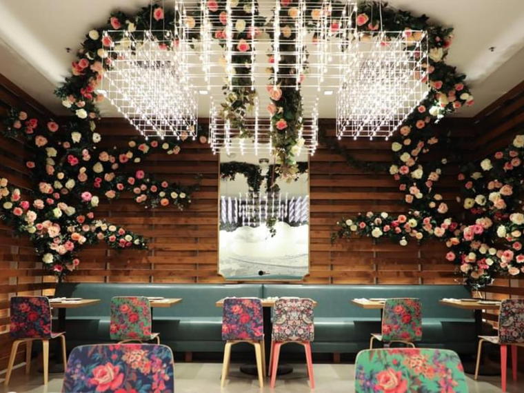 Farmhouse kitchen Thai cuisine, Los Angeles, United States