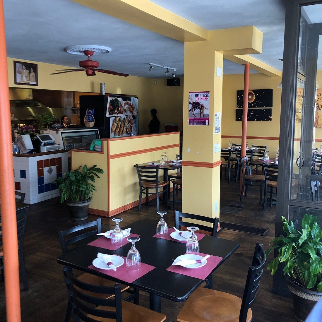 Bee's Thai Cuisine restaurant in Providence, United States