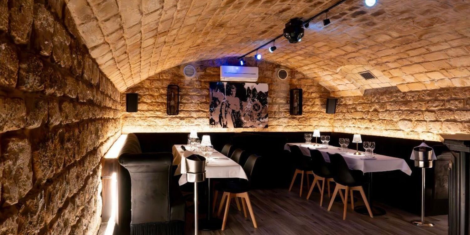 L'Empire du 8ème, Restaurant in Paris