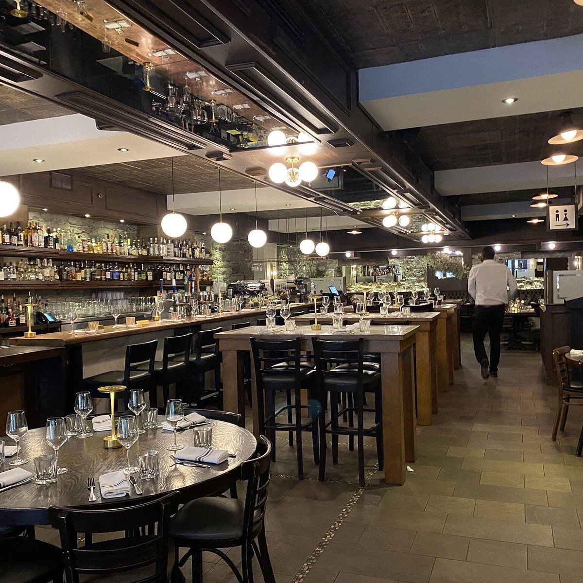 Gaspar French Brasserie, Restaurant in Montréal