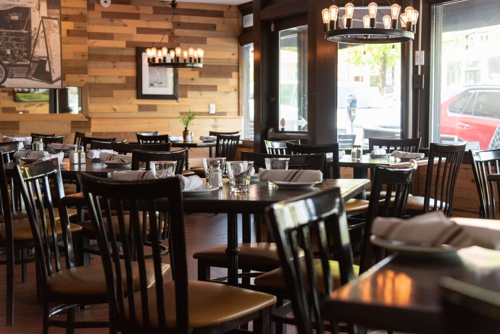 Savona's Trattoria & Bar - Kingston, Restaurant in Kingston